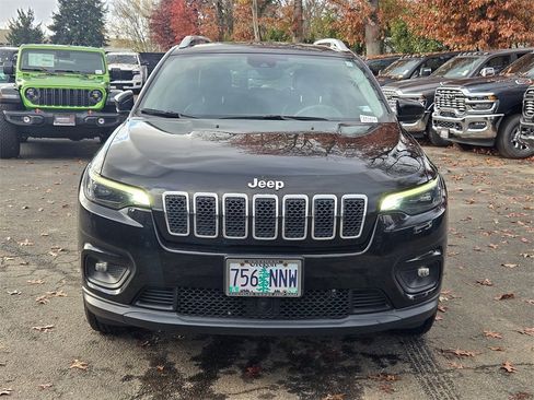 Certified 2021 Jeep Cherokee Latitude Lux w/ Sun & Sound Group image 2