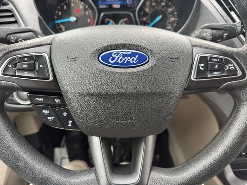 Used 2019 Ford Escape SE AWD/4WD image 10