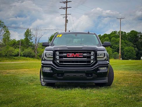 Used 2018 GMC Sierra 1500 SLT AWD/4WD image 9