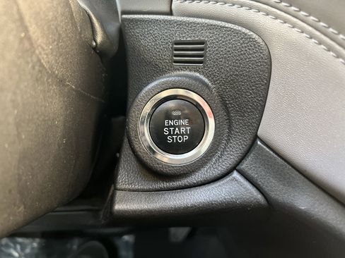 Used 2024 Subaru Outback Premium image 28