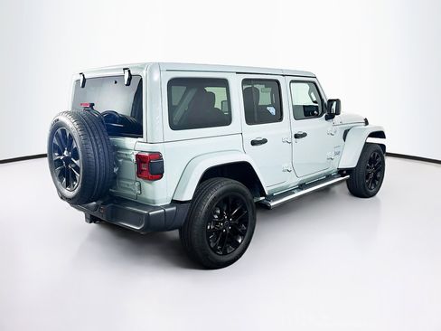 Used 2024 Jeep Wrangler Unlimited Sahara w/ Technology Group AWD/4WD image 9