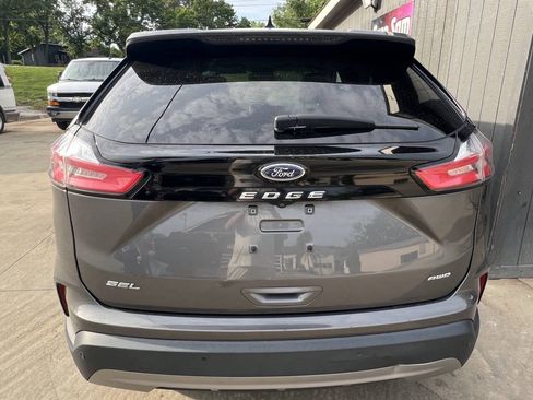 Used 2021 Ford Edge SEL w/ Cargo Accessory Package AWD/4WD image 5