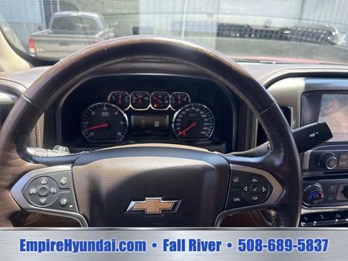 Used 2018 Chevrolet Silverado 1500 LTZ w/ LTZ Plus Package AWD/4WD image 28