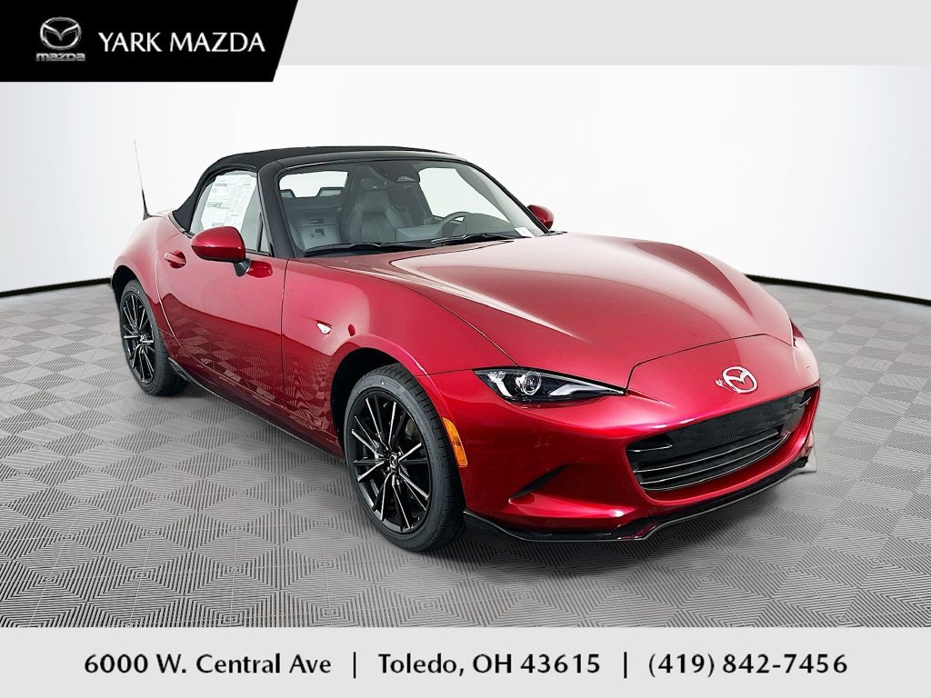 New 2026 MAZDA MX-5 Miata Grand Touring w/ Appearance Package RWD 360° Tour
