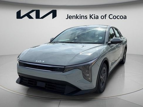New 2026 Kia K4 FWD image 11