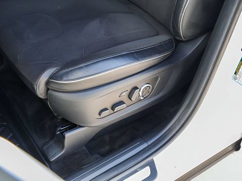 Used 2024 Hyundai Palisade Calligraphy AWD/4WD image 11