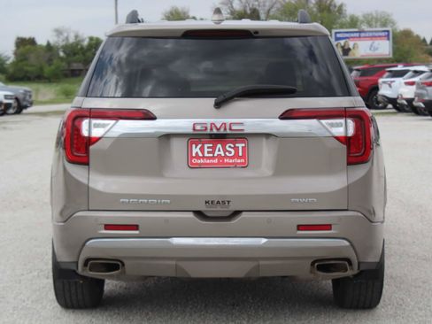 Used 2022 GMC Acadia Denali w/ Denali Ultimate Package AWD/4WD image 6