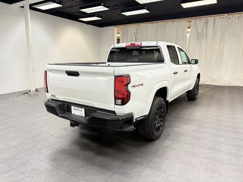 New 2026 Chevrolet Colorado W/T image 6