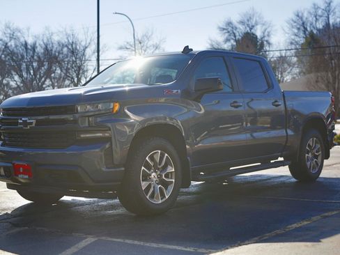 Used 2020 Chevrolet Silverado 1500 RST image 3
