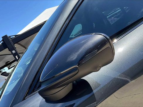 Used 2024 Porsche Taycan image 13