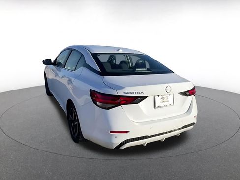 Used 2025 Nissan Sentra SV image 11