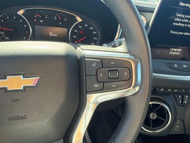 Used 2023 Chevrolet Blazer LT w/ Convenience Package FWD image 16