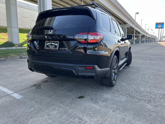 New 2026 Honda Pilot Sport image 3