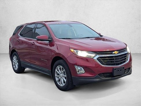 Used 2018 Chevrolet Equinox LT image 3