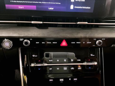 Used 2024 Kia Carnival SX image 26