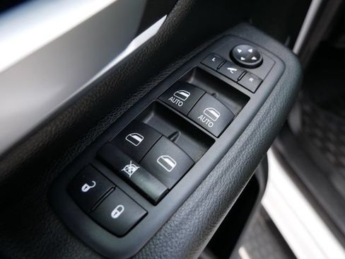 Used 2019 RAM 1500 Big Horn AWD/4WD image 19