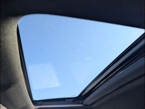 Used 2024 Honda CR-V Sport image 8