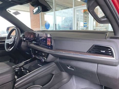 Used 2025 Chevrolet Tahoe Premier image 29