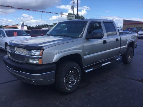 Used 2003 Chevrolet Silverado 2500 LT AWD/4WD image 1