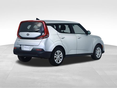 Used 2020 Kia Soul LX FWD image 11
