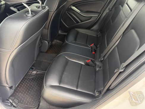 Used 2020 Mercedes-Benz GLA 250 image 30