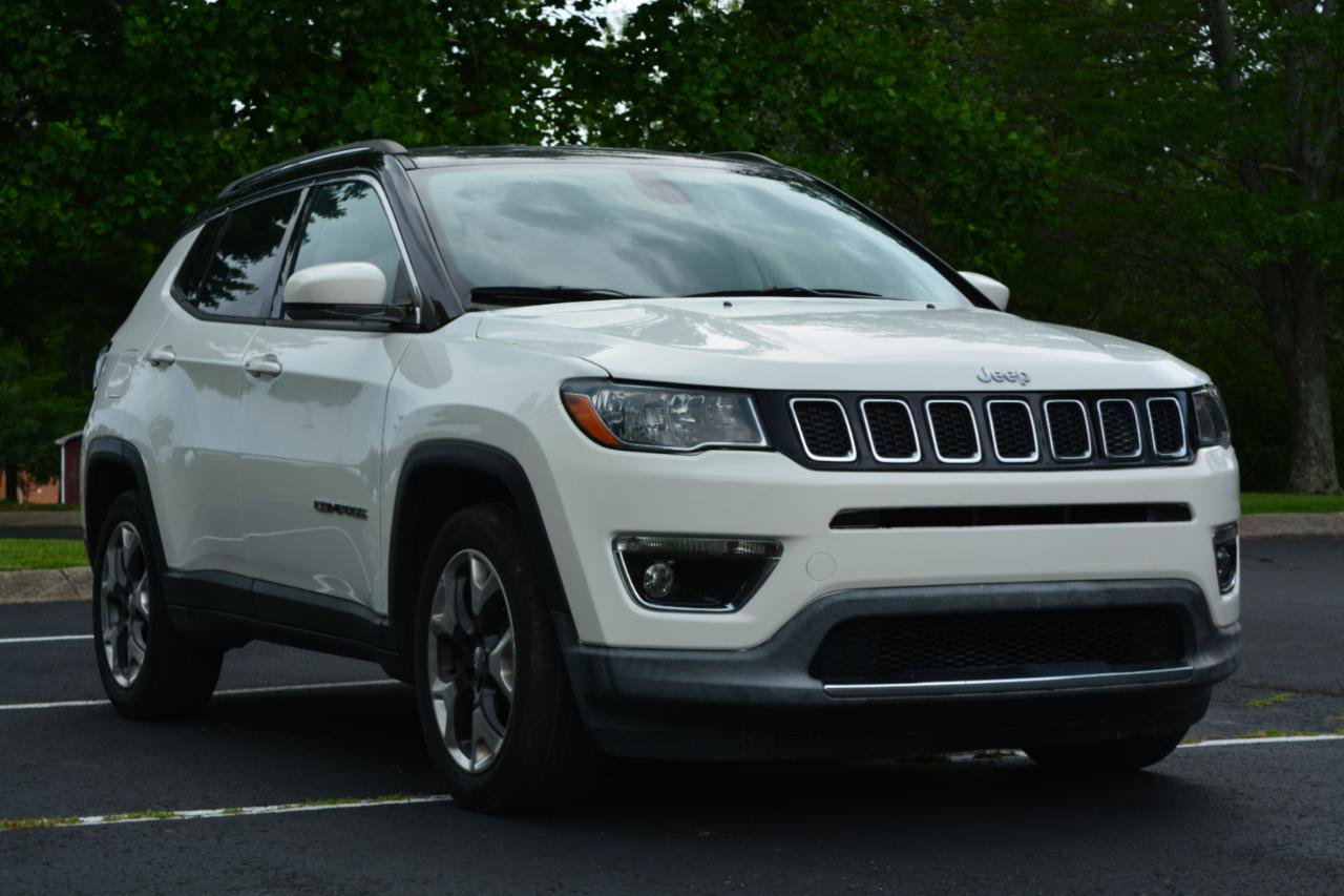 Used 2020 Jeep Compass Limited FWD image 3
