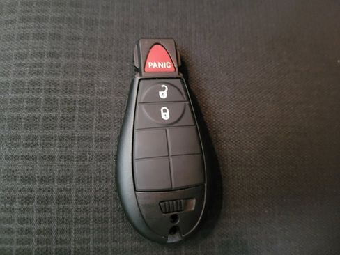 Used 2016 Jeep Cherokee Latitude image 32