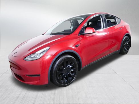 Used 2021 Tesla Model Y Long Range AWD/4WD image 3