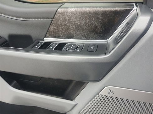 Used 2023 Ford F350 XLT w/ XLT Premium Package image 17