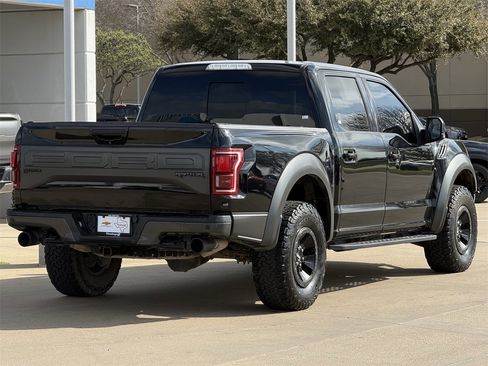 Used 2018 Ford F150 Raptor w/ Equipment Group 802A Luxury image 4