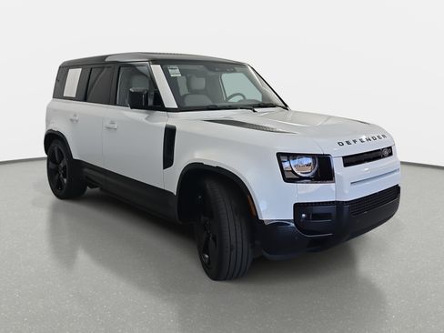 New 2026 Land Rover Defender 110 V8 image 3