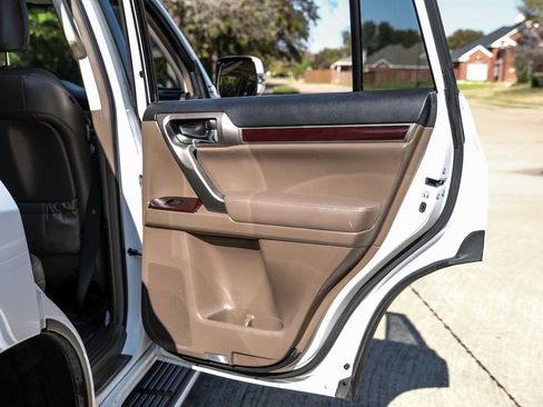 Used 2018 Lexus GX 460 Premium AWD/4WD image 47