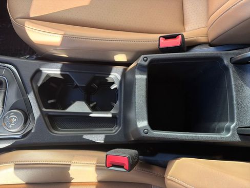 Certified 2022 Volkswagen Tiguan SE w/ Panoramic Sunroof Package image 25