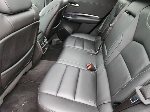 Certified 2023 Cadillac XT4 Luxury w/ Cold Weather Package image 29