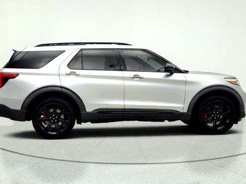 Used 2021 Ford Explorer ST w/ Equipment Group 401A AWD/4WD image 4