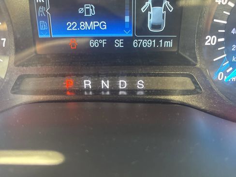 Used 2015 Ford Fusion SE w/ Equipment Group 202A image 22