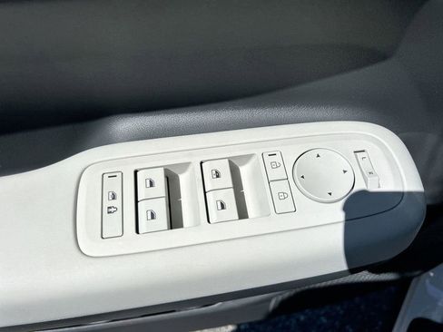 New 2026 Hyundai Santa Fe SE FWD image 23