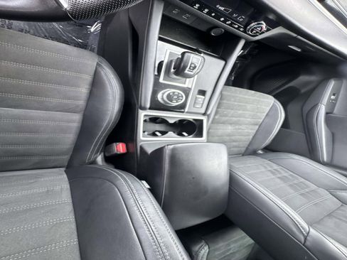 Used 2023 Mitsubishi Outlander SE AWD/4WD image 24