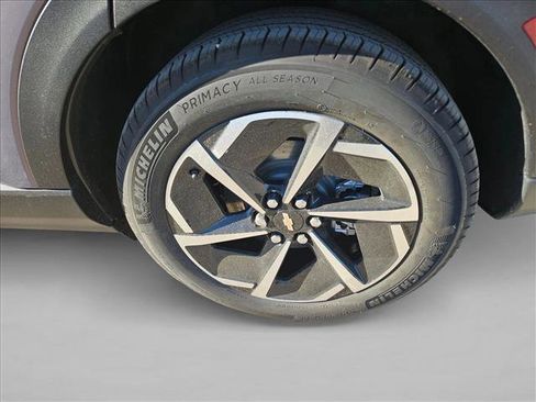 New 2026 Chevrolet Equinox EV LT image 7