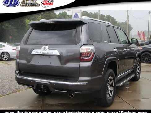 Used 2021 Toyota 4Runner Limited AWD/4WD image 7