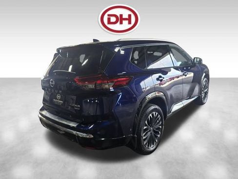 Used 2024 Nissan Rogue Platinum w/ Platinum Premium Package AWD/4WD image 17