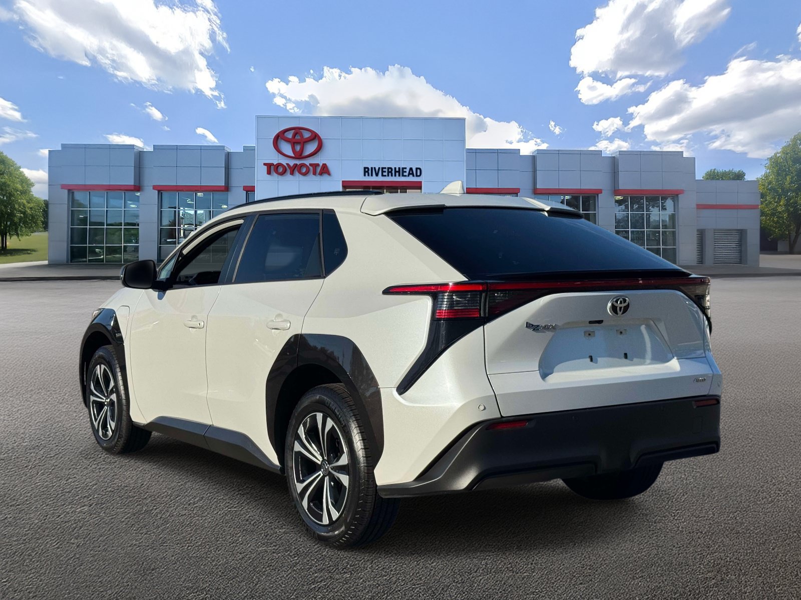 Certified 2023 Toyota bZ4X AWD w/ Weather Package image 6