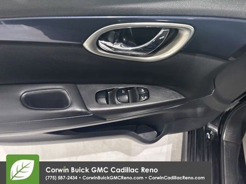 Used 2019 Nissan Sentra SR image 13