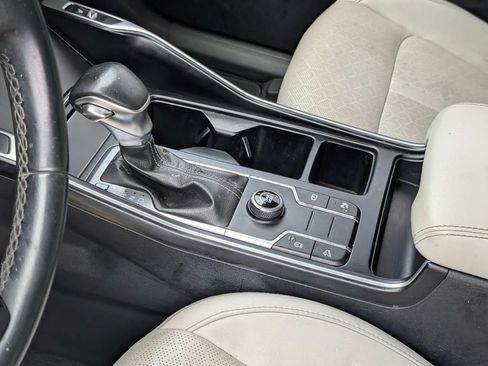 Used 2022 Kia Sorento S w/ Panoramic Sunroof Package FWD image 20
