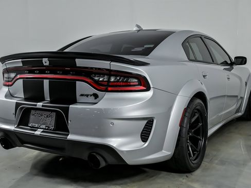 Used 2022 Dodge Charger SRT Hellcat RWD image 12