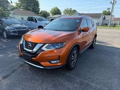 Used 2018 Nissan Rogue SL w/ Premium Package