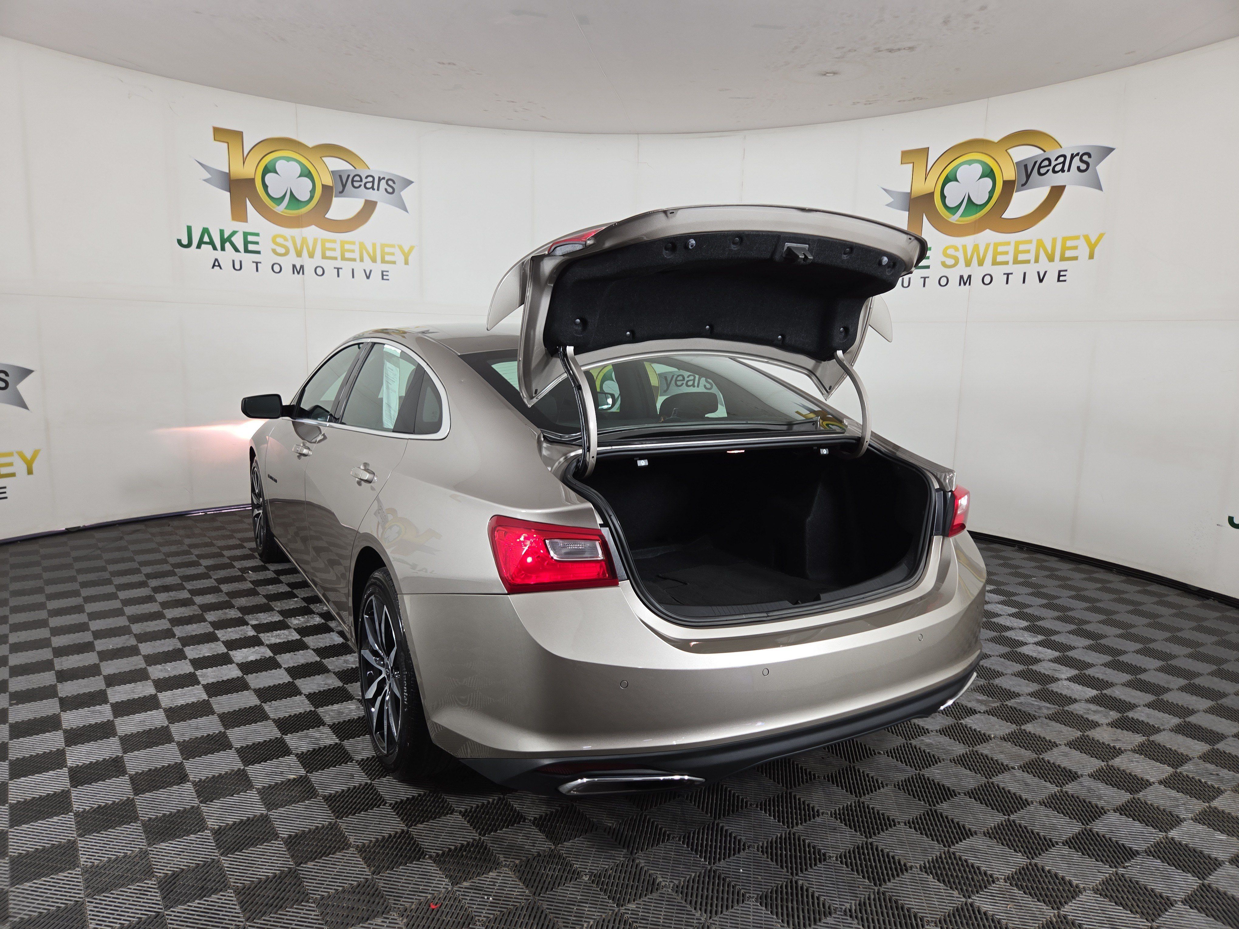 Used 2024 Chevrolet Malibu RS FWD image 29
