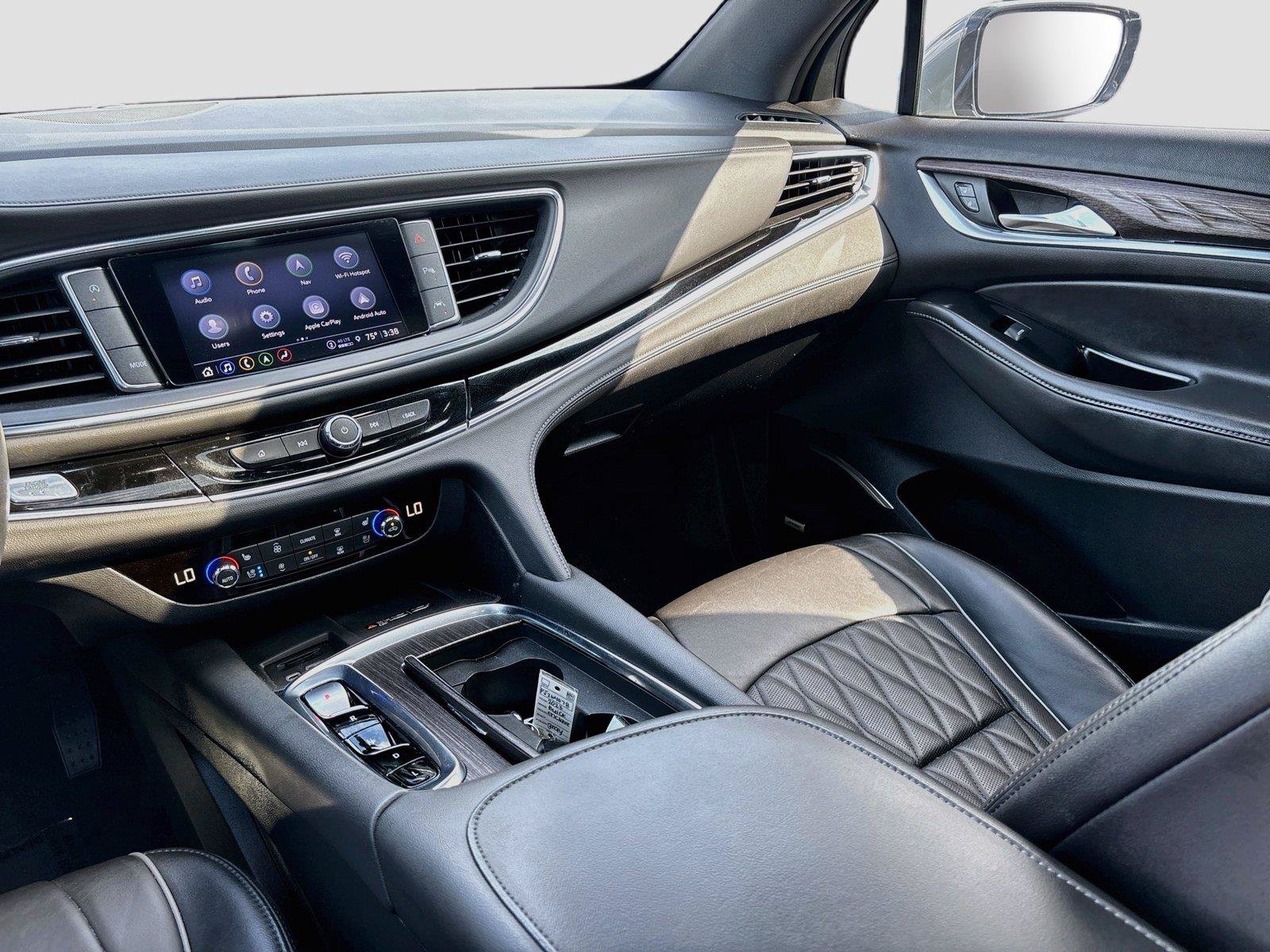 Used 2023 Buick Enclave Avenir w/ Avenir Technology Package FWD image 24