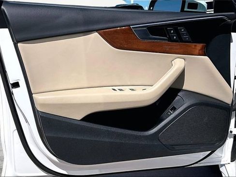 Used 2023 Audi A4 2.0T Premium w/ Convenience Package image 18