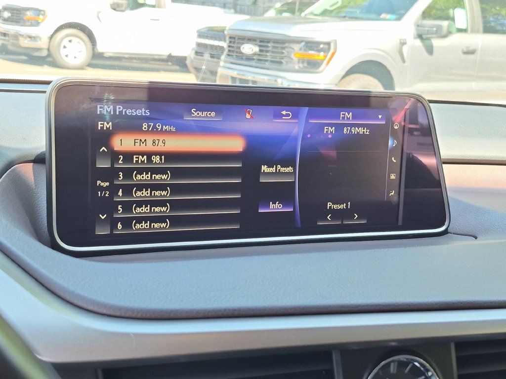 Used 2017 Lexus RX 350 AWD w/ Premium Package image 28